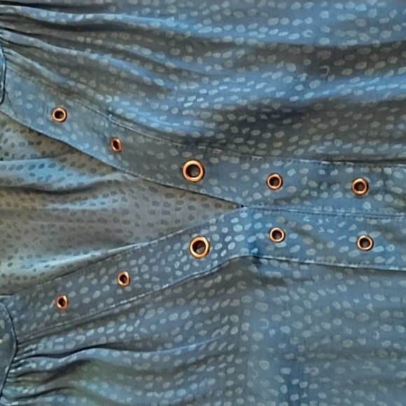 Jennifer Lopez Grommet Tank Top - Picture 3 of 9